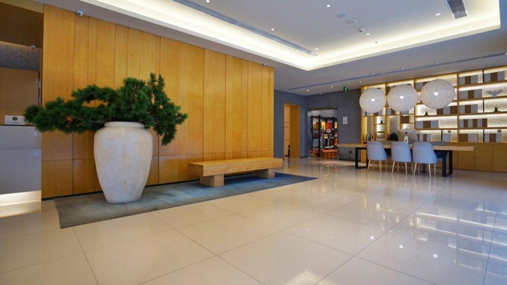 Ji Hotel Chengdu Global Center Екстериор снимка