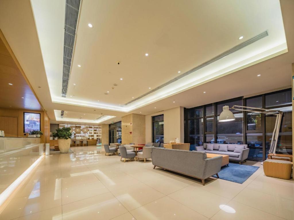 Ji Hotel Chengdu Global Center Екстериор снимка