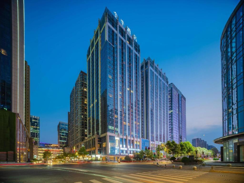 Ji Hotel Chengdu Global Center Екстериор снимка